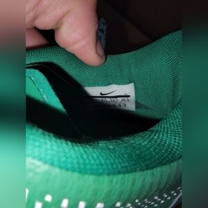 Men's Nike Football Cleats. Us 10.5